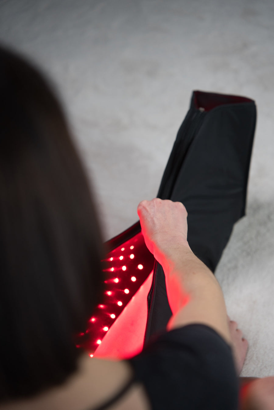 Relâchement cutané des jambes : comment les bottes LED Therapy Eclipse© peuvent aider à retrouver une peau plus ferme ? Eclipse Beauty Tech