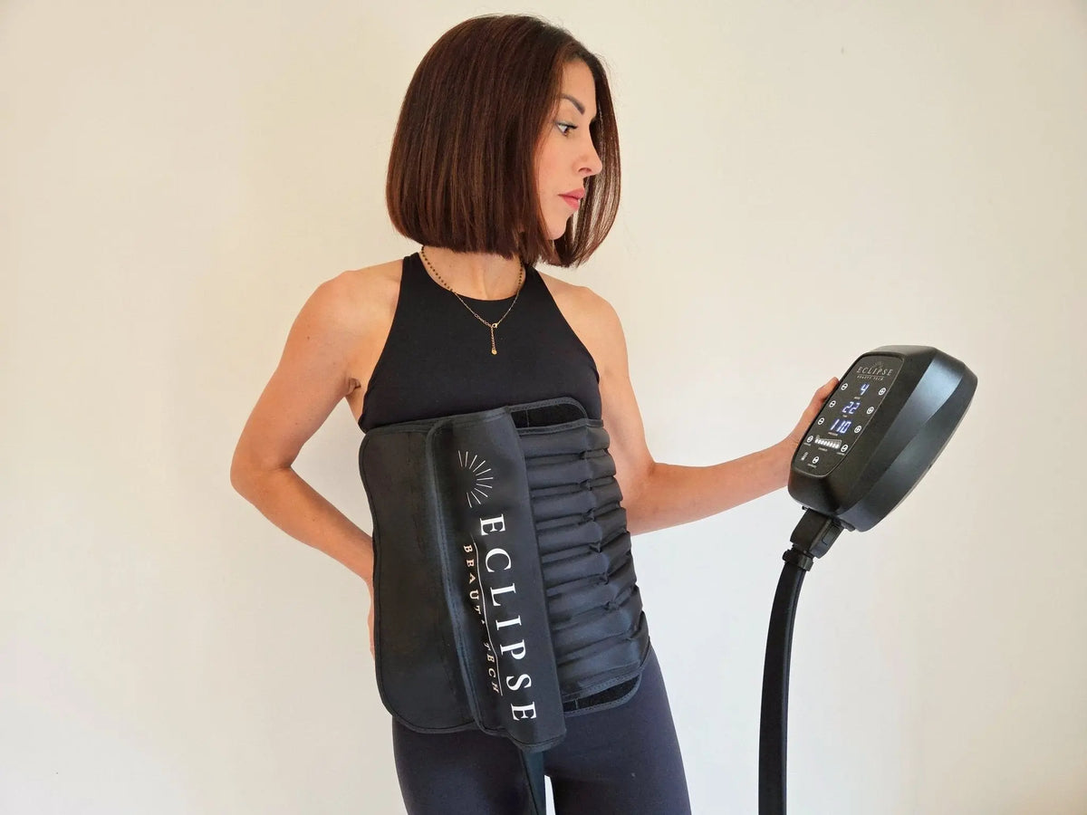 Komplettset mit Stiefeln, Gürtel und Armmanschetten – Eclipse© Wave Compression™